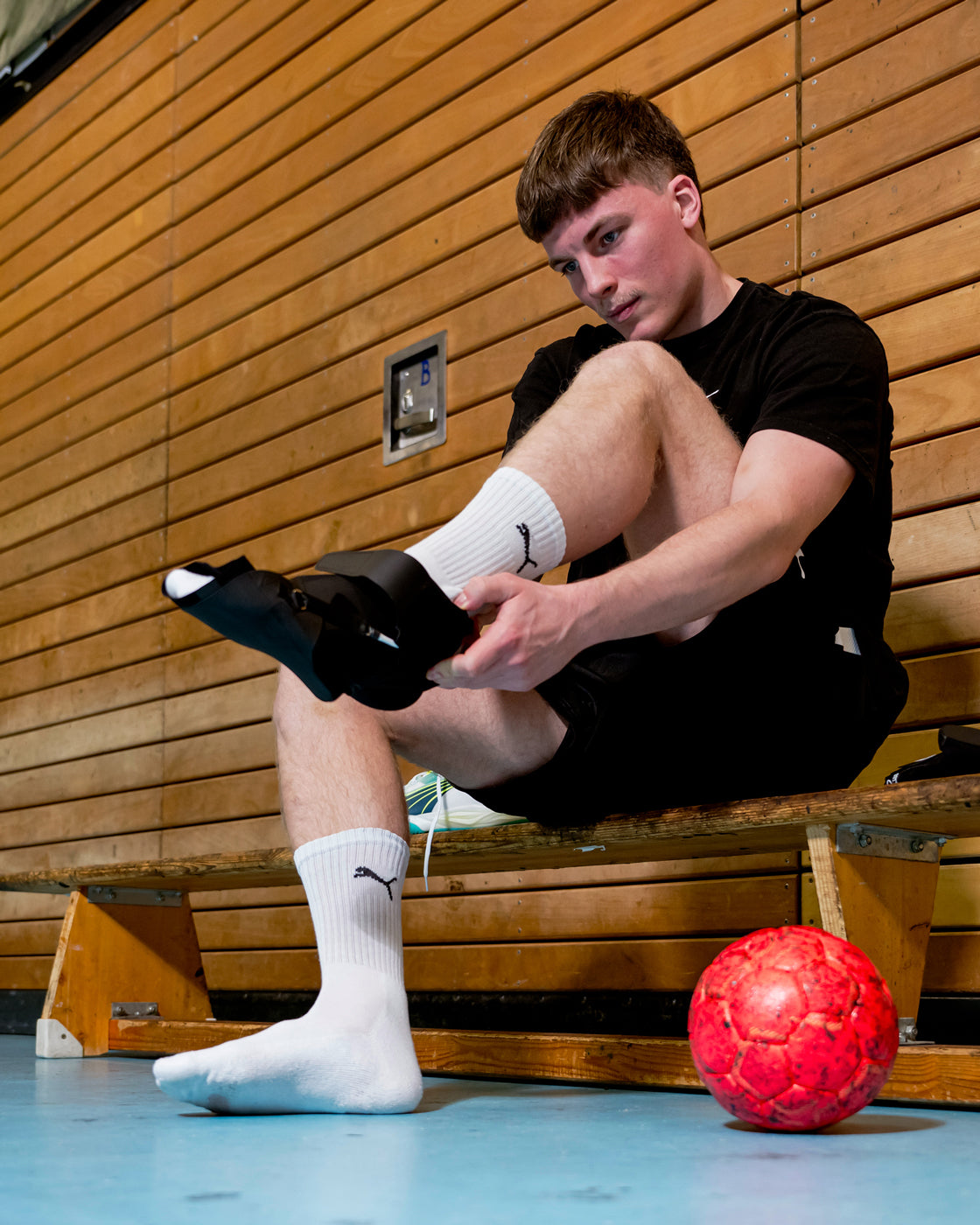 WORLD CHAMPION HANDBALL MVP ANKLE SUPPORT BRACE