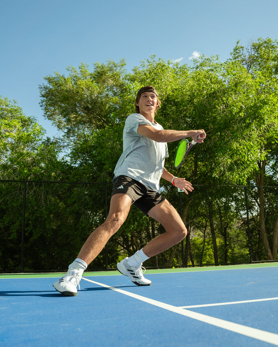 Tennis ankle braces in white