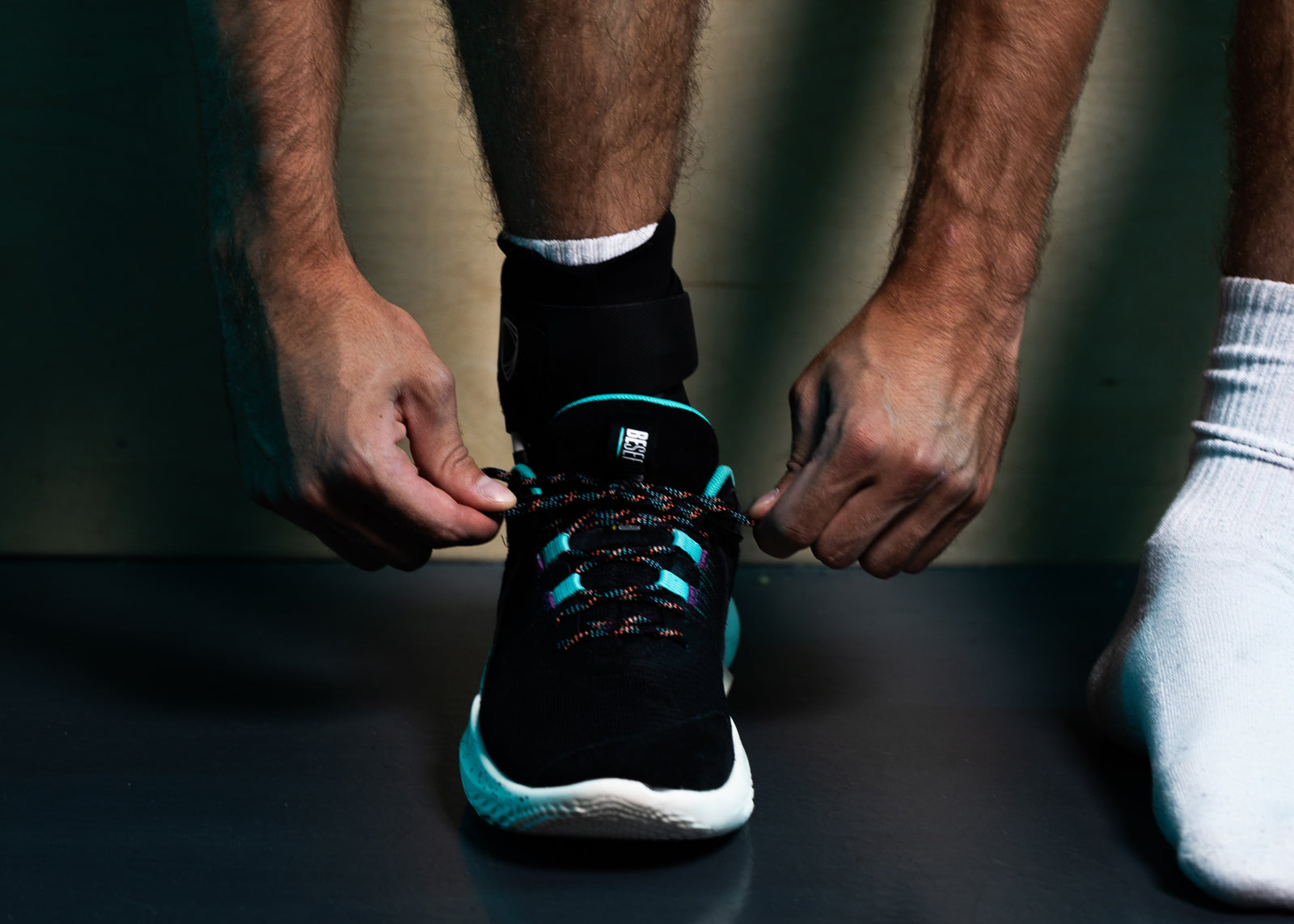 VOLLEYBALL ANKLE SPRAIN RECOVERY ANKLE BRACE