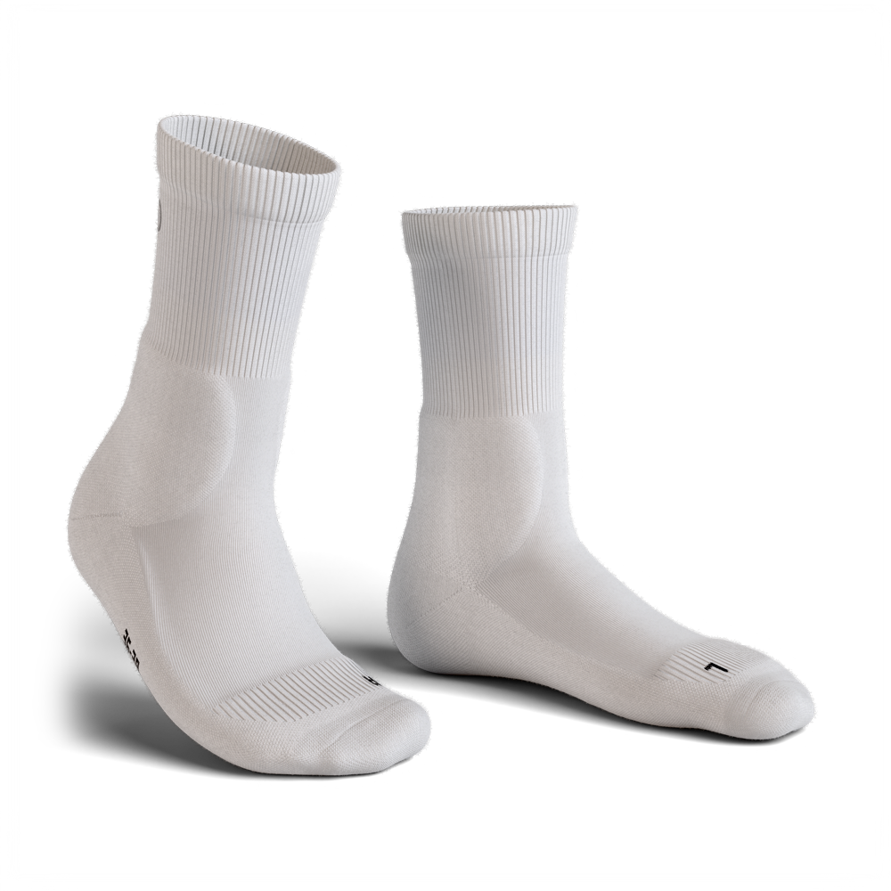 White cotton athletic sports socks with cushion zones #size_s