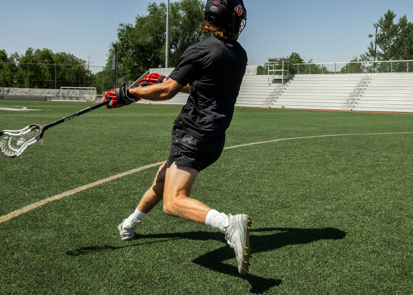 Lacrosse ankle brace designed to fit in shoes or cleats